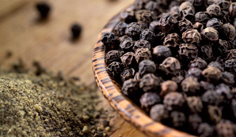 Giá tiêu hôm nay 12/10/2021: Dao động trong khoảng 83.000 - 86.500 đồng/kg