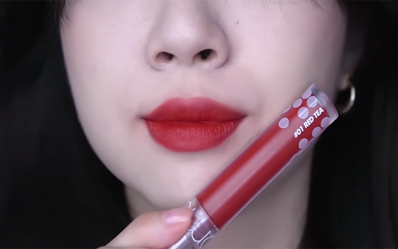 Chất son dòng son Romand Milk Tea Velvet Tint