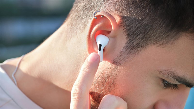 Cách đeo AirPods không đau tai