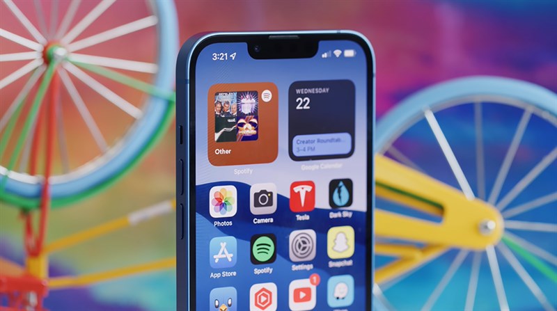 iPhone 13