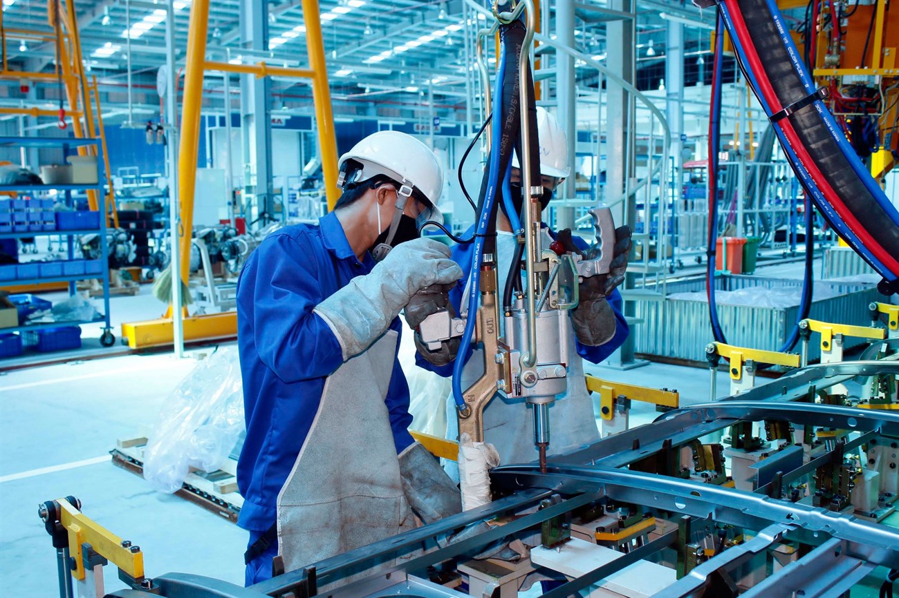 Các mức đóng bảo hiểm tai nạn lao động mới nhất 2021