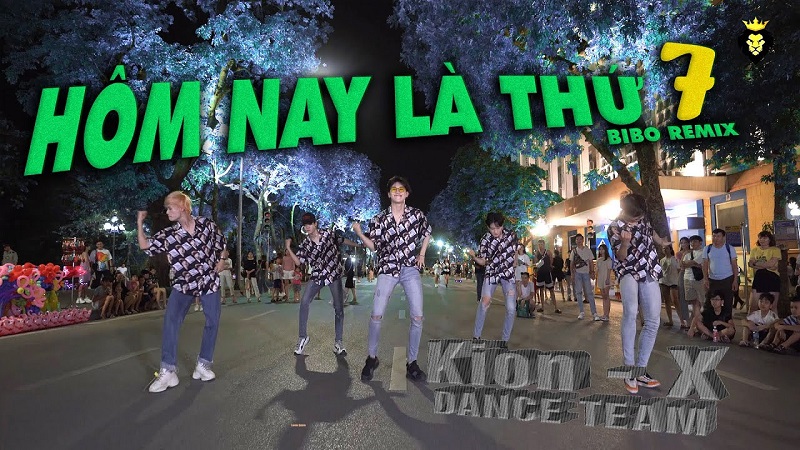 Hôm nay là thứ 7