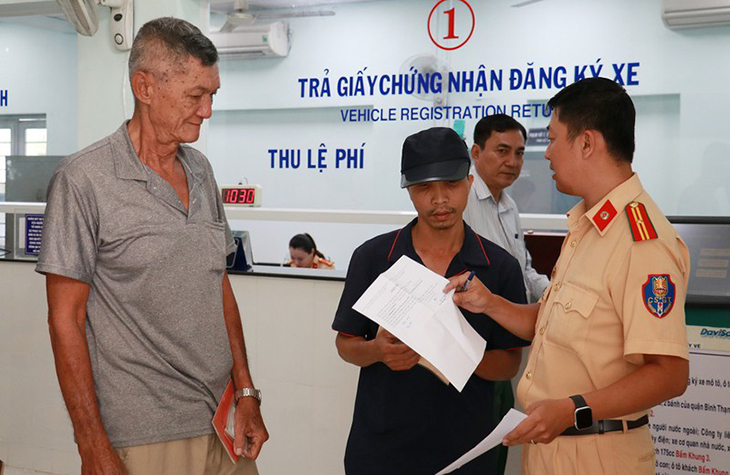 Hình thức nộp trực tiếp tại Cơ quan Công an