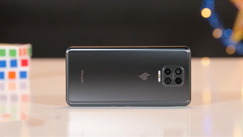 Mừng hết ngăn cách, Vsmart Aris và Aris Pro giảm kịch sàn đến 3 triệu Mừng hết ngăn cách, Vsmart Aris và Aris Pro giảm kịch sàn đến 3 triệu