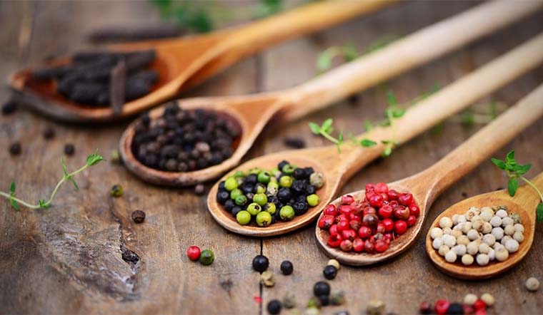 Giá tiêu hôm nay 18/10/2021: Giá tiêu dao động từ 86.000 - 89.000 đồng/kg