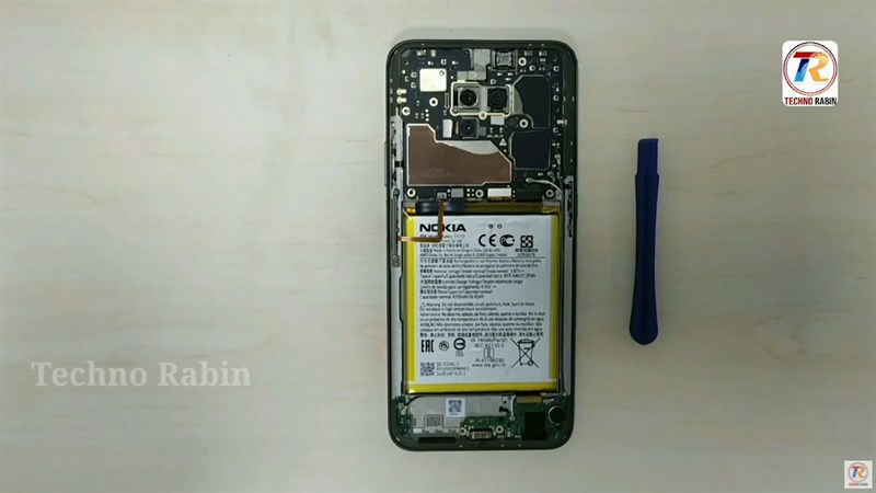 Tháo mở Nokia G300: Chiếc smartphone 5G giá rẻ này có chất lượng thế nào, dễ dàng sửa chữa không?