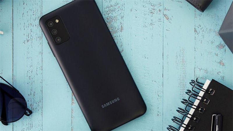 Galaxy A03 được dự đoán sẽ là chiếc điện thoại ở phân khúc giá rẻ đáng mua, phù hợp với học sinh sinh viên. Nguồn: harveynorman.