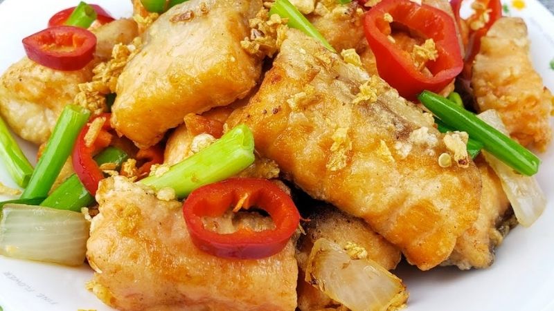 How to make delicious crispy fried salmon like a restaurant