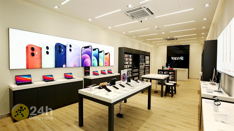 Nội thất bên trong TopZone đều do Apple can thiệp.