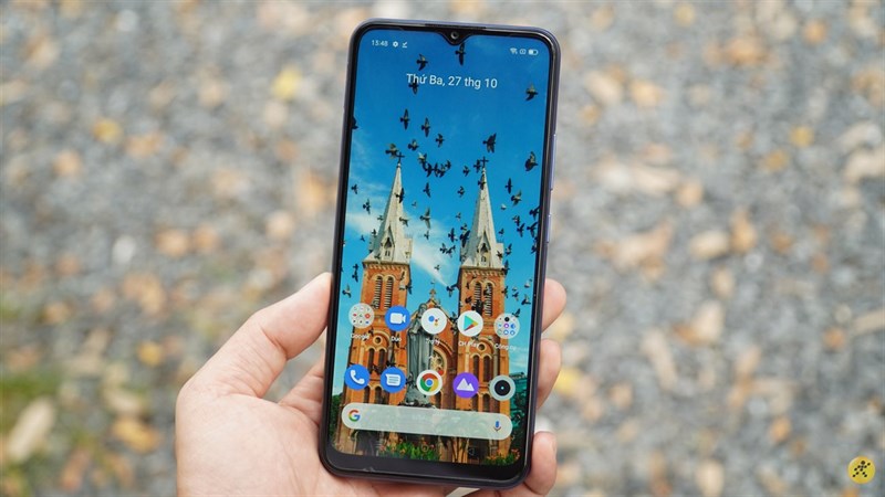 TOP 5 chiếc điện thoại cho người già dưới 4 triệu tốt nhất 2021, đáp ứng đủ các tiêu chí giá rẻ, pin trâu, màn hình lớn và dễ sử dụng