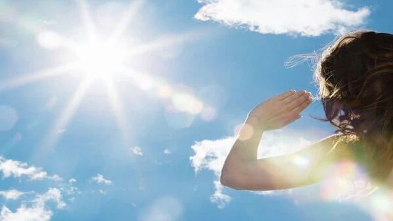 Sau khi sử dụng mặt nạ chanh, làn da rất nhạy cảm và bắt nắng