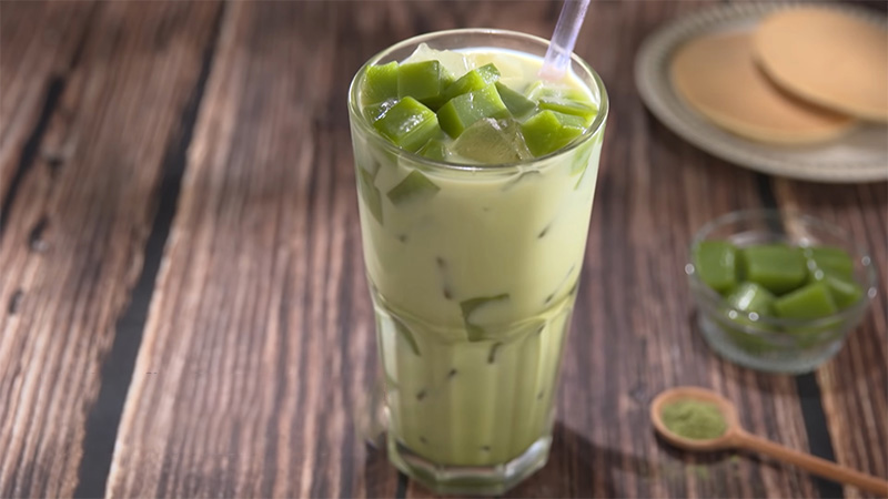 How to make cool matcha jelly roasted rice milk tea for hot season