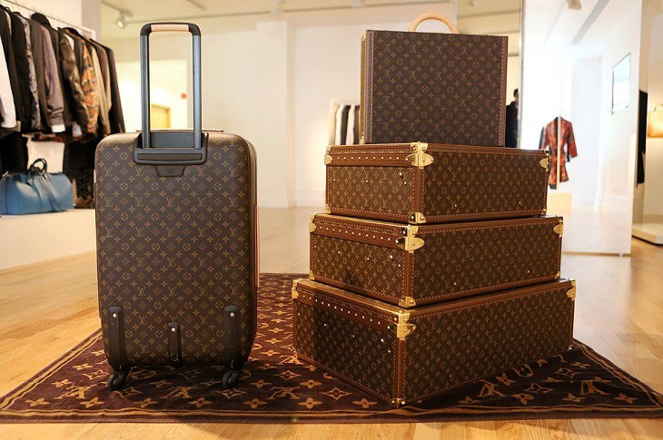 Top 12 best famous suitcase brands in Vietnam today