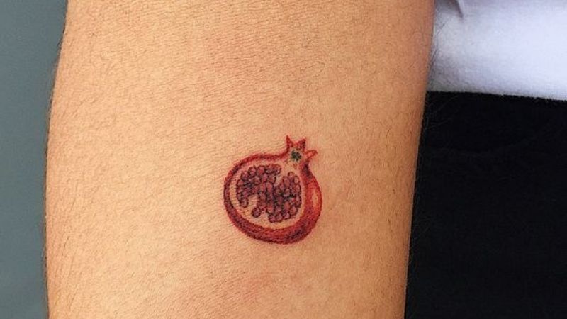 Recycle Tattoo on Instagram Hôm trước lỡ nuốt hột đào giờ nó ra trái rồi  trời đất Kiếm xe bán trà đào luôn   Peach tattoo Calf tattoo  Tattoos with meaning