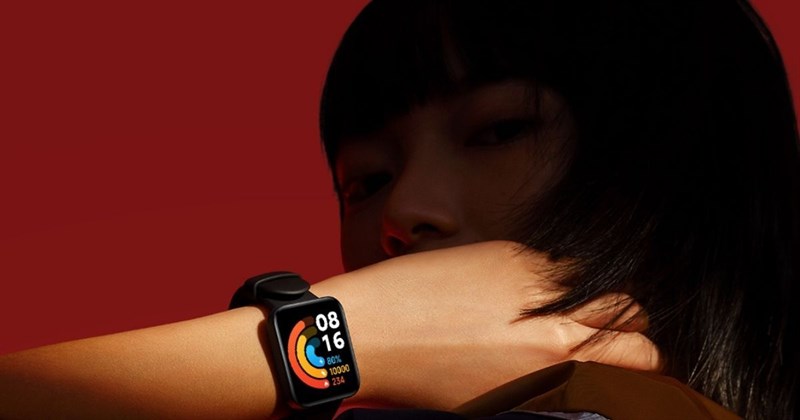 Redmi Watch 2 đeo trên tay Redmi Watch 2 đeo trên tay