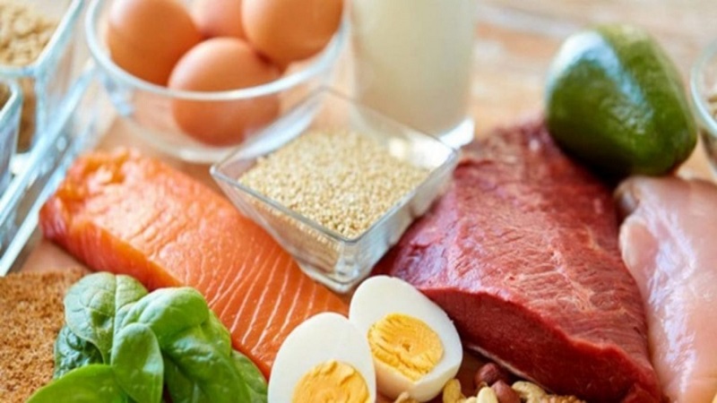 Không nên uống sữa và ăn thực phẩm giàu đạm cùng lúc Không nên uống sữa và ăn thực phẩm giàu đạm cùng lúc