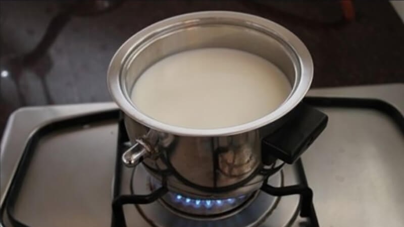 Không nên đun nóng sữa trước khi uống Không nên đun nóng sữa trước khi uống