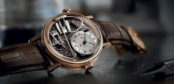 Đồng hồ thanh lý là gì? Chất lượng và giá thành ra sao? Có nên mua?