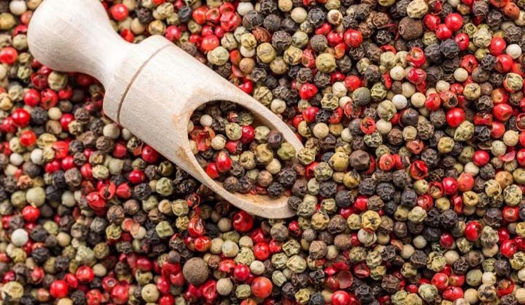 Giá tiêu hôm nay 2/11/2021: Giá không đổi trong khoảng 86.500 - 90.000 đồng/kg