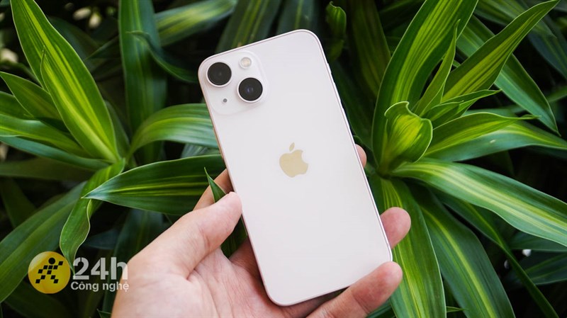 Thời lượng dùng pin của iPhone 13 năm nay đã tốt hơn rất nhiều so với thế hệ tiền nhiệm.