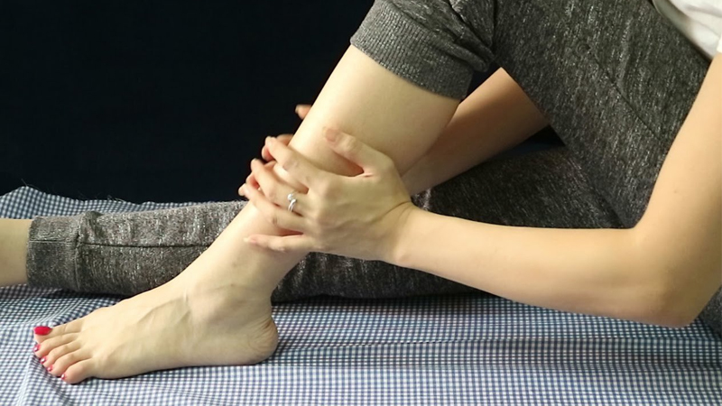 chuột rút là một triệu chứng khi thiếu magie