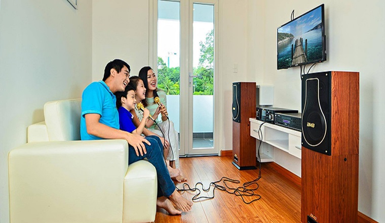 10 bài hát karaoke về gia đình, dành cho cả nhà cùng nhau hát