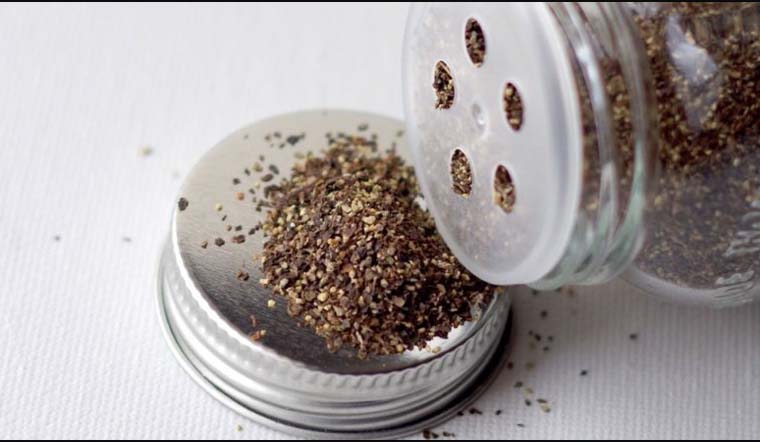 Giá tiêu hôm nay 6/11/2021: Giá tiêu đứng yên khoảng 85.000 - 87.000 đồng/kg