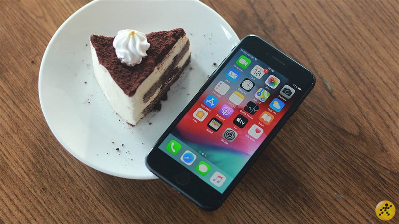iPhone SE 64 (2020)