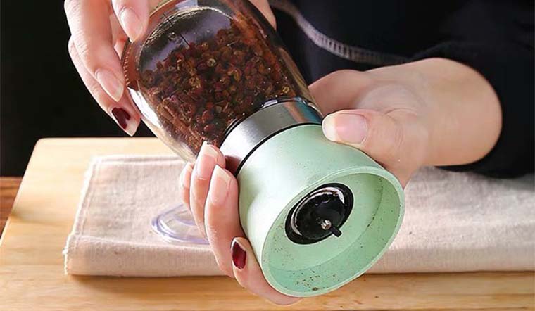 Giá tiêu hôm nay 9/11/2021: Tăng nhẹ trong khoảng 85.000 - 87.500 đồng/kg