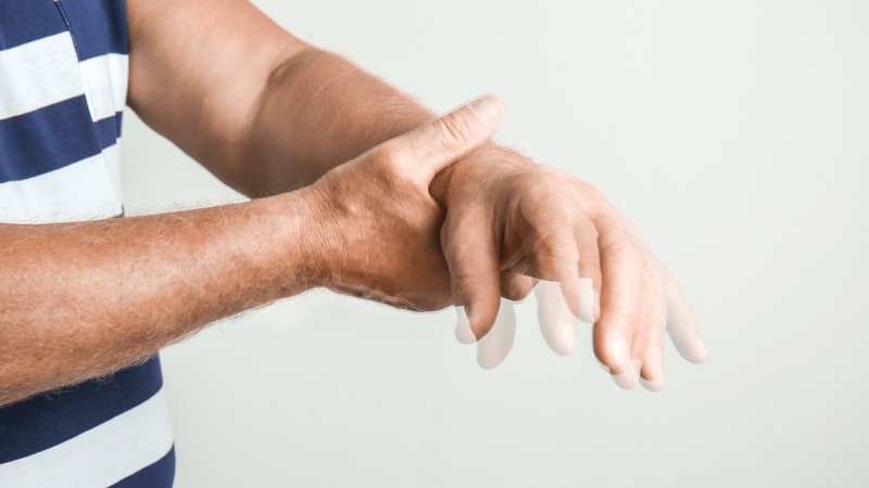Sử dụng glutathione tiêm tĩnh mạch cải thiện chất lượng cuộc sống của bệnh nhân Parkinson