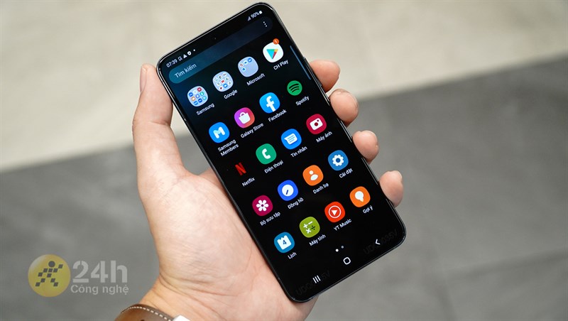 Galaxy S22 màu xanh lá