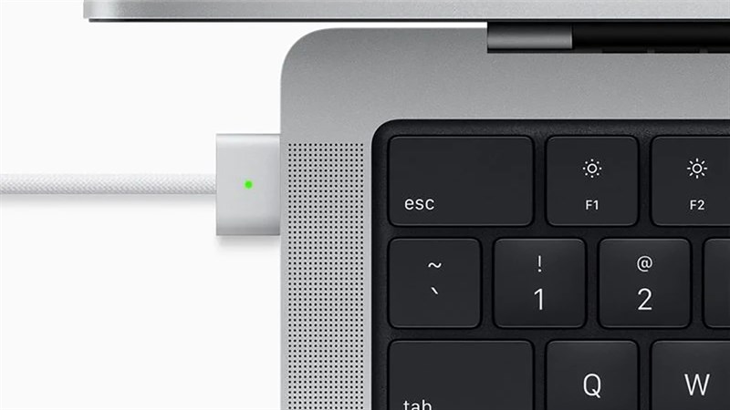 Sạc MagSafe trên MacBook Pro thế hệ mới