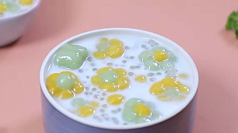 Chè hoa cúc bột báng nước cốt dừa