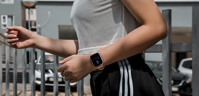 BeU B1 và BeU B2 là 2 mẫu Smart Watch đầu bảng bán chạy nhất Điện máy XANH năm 2021