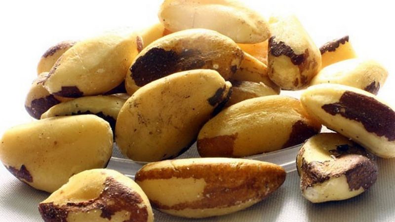 Một quả hạch Brazil chứa 1 microgam crom Một quả hạch Brazil chứa 1 microgam crom