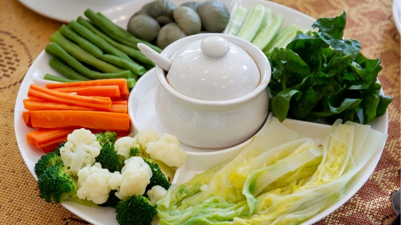 Luộc hoặc hấp rau củ Luộc hoặc hấp rau củ