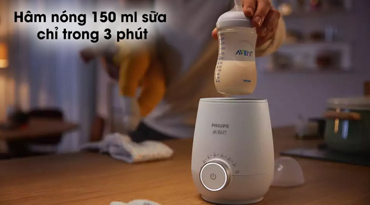 Máy hâm sữa Philips Avent SCF358.00 được trang bị chế độ hâm nóng bằng hơi nước tiện lợi.