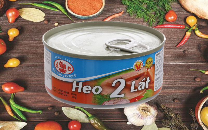 Heo hai lát Hạ Long