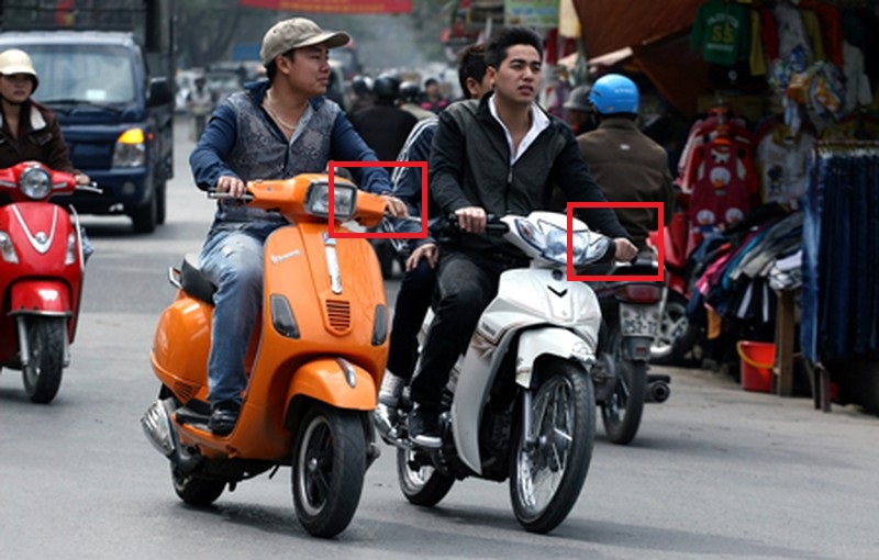 Xe máy không có gương chiếu hậu