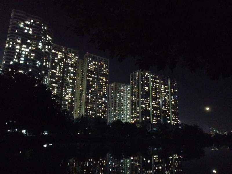 Tính năng sNight từ Bphone A40 cho ra ảnh chụp đêm thật 'ảo ma canada' Tính năng sNight từ Bphone A40 cho ra ảnh chụp đêm thật 'ảo ma canada'