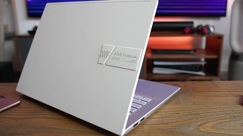 ASUS Vivobook Pro 16X OLE sinh ra dành người sáng tạo nội dung. Nguồn: Youtube.