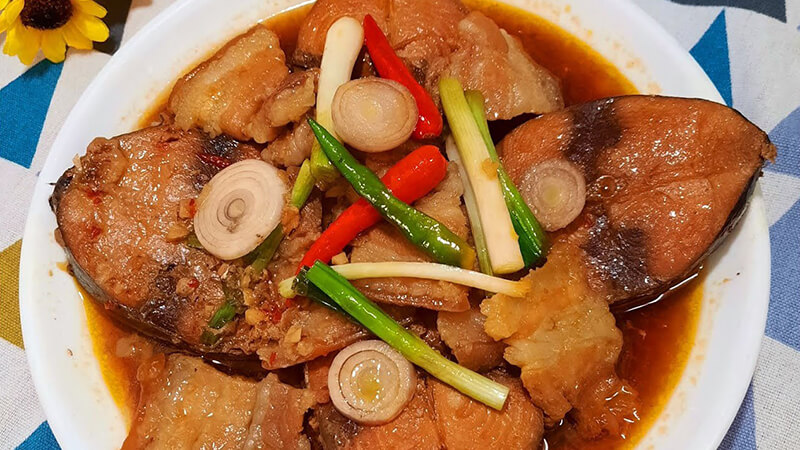 How to make delicious and irresistible tuna braised pork belly