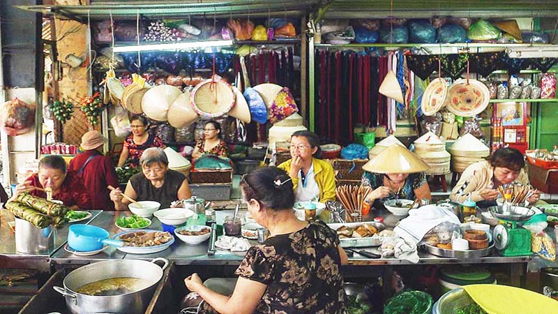 Khu Ẩm Thực Chợ Bà Hoa Sài Gòn