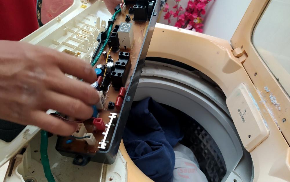 Board mạch bị lỗi