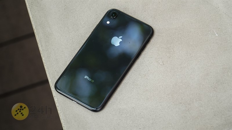 iPhone XR đen
