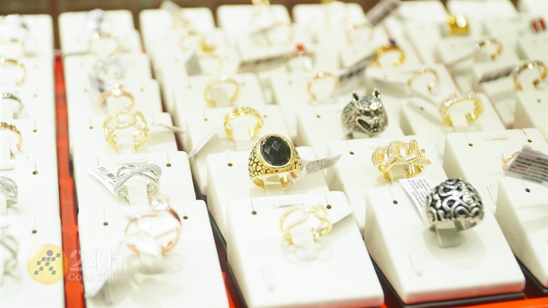 Giảm 15% khi mua trang sức tại BlueJi, đa dạng mặt hàng để lựa chọn