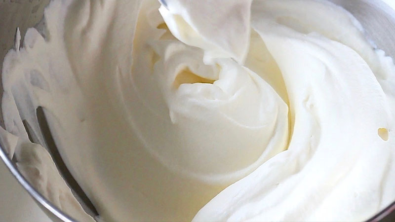Bơ và kem tươi thích hợp trong chế độ ăn kiêng Keto
