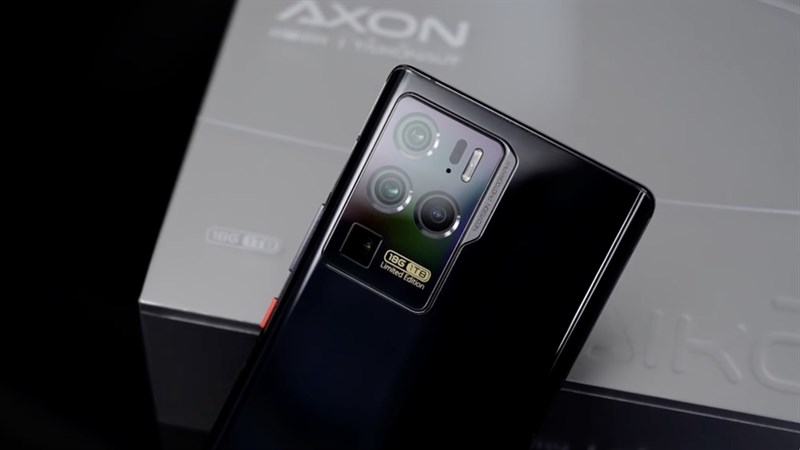 ZTE Axon 30 Ultra Aerospace Edition ZTE Axon 30 Ultra Aerospace Edition