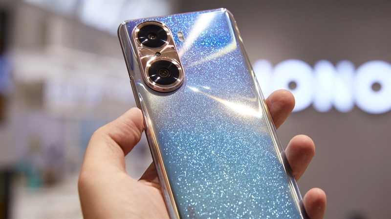 Honor 60 lộ ảnh trên tay trước ngày ra mắt Honor 60 lộ ảnh trên tay trước ngày ra mắt