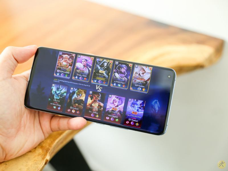 Kỳ vọng Xiaomi 12 mini chơi game mượt mà (ảnh minh họa: Xiaomi Mi 11).